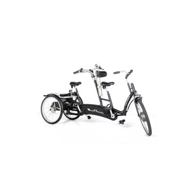 Twinny, bestuurder achter